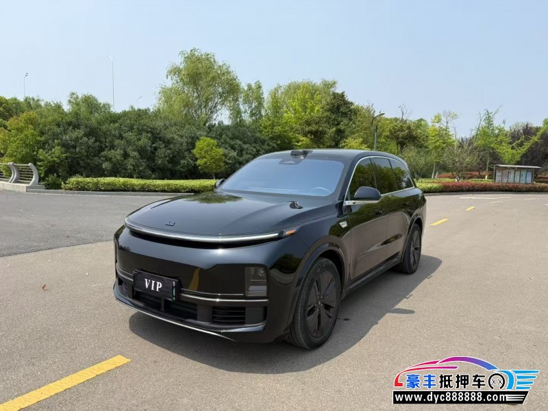 24年理想L8SUV抵押车出售