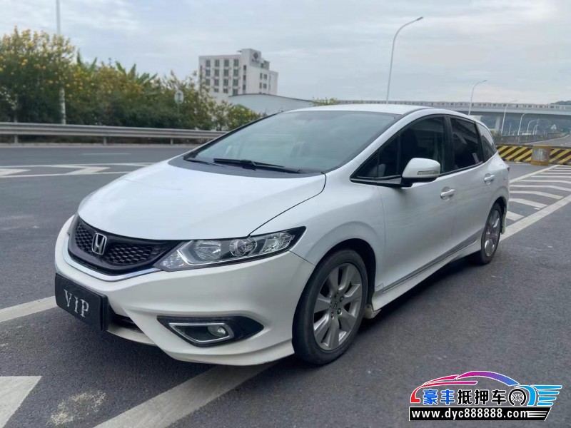 13年本田杰德轿车抵押车出售