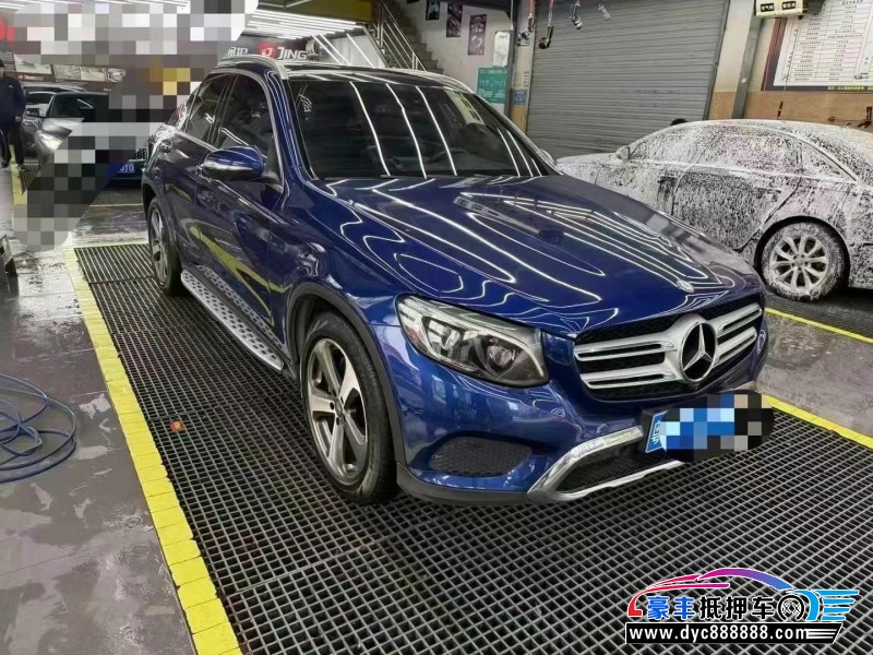 16年奔驰GLC轿车抵押车出售