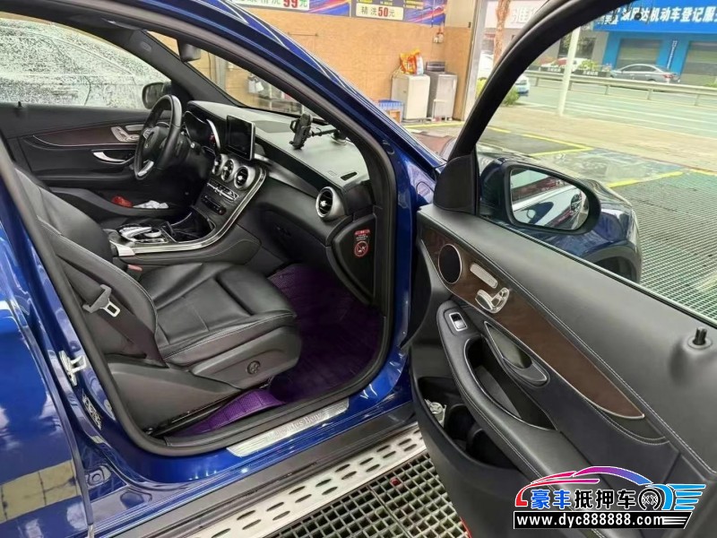 16年奔驰GLC轿车抵押车出售