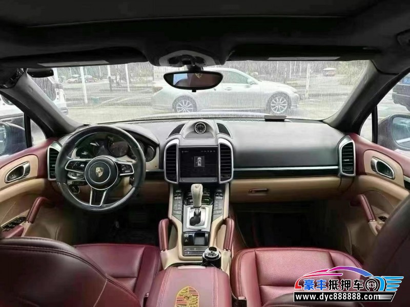 15年保时捷卡宴轿车抵押车出售