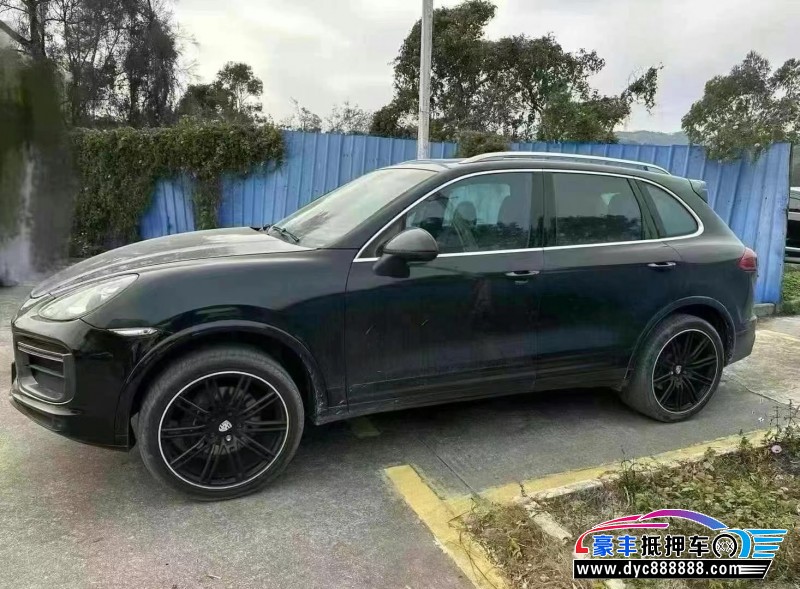 15年保时捷卡宴轿车抵押车出售