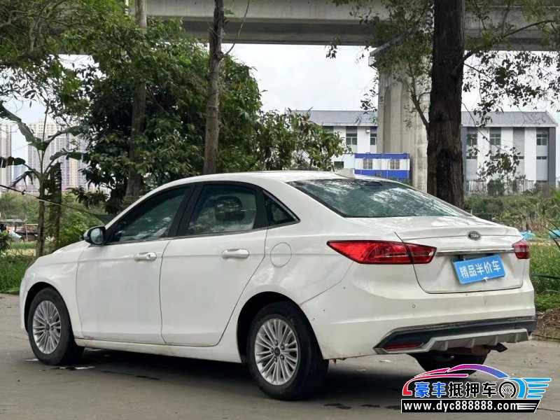 16年福特福睿斯轿车抵押车出售