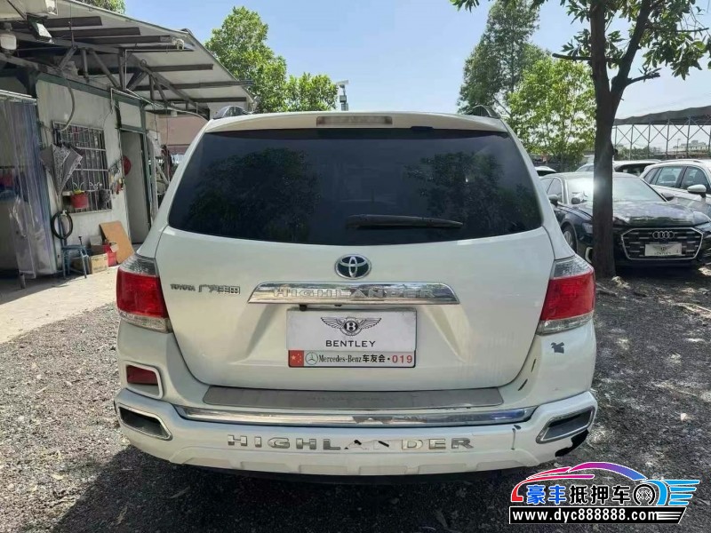 12年丰田汉兰达轿车抵押车出售