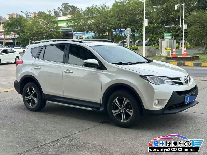 16年丰田RAV4轿车抵押车出售