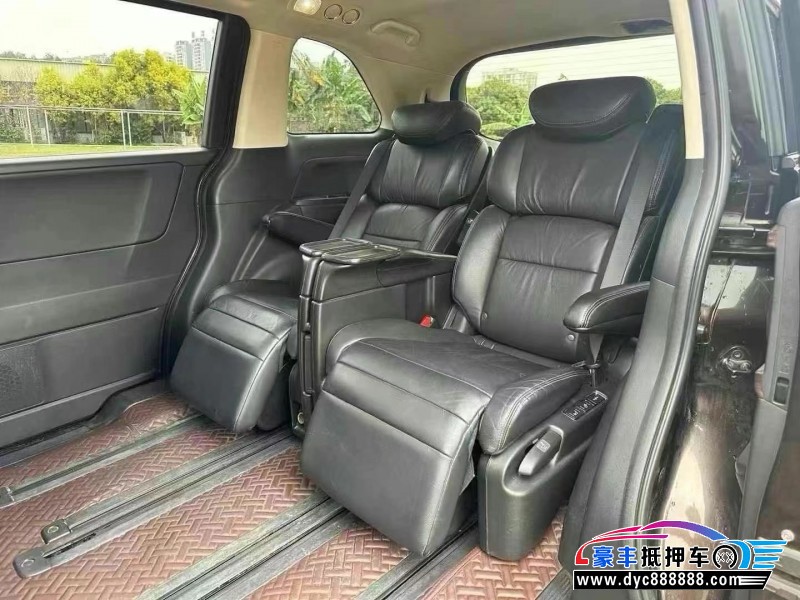 17年本田艾力绅轿车抵押车出售