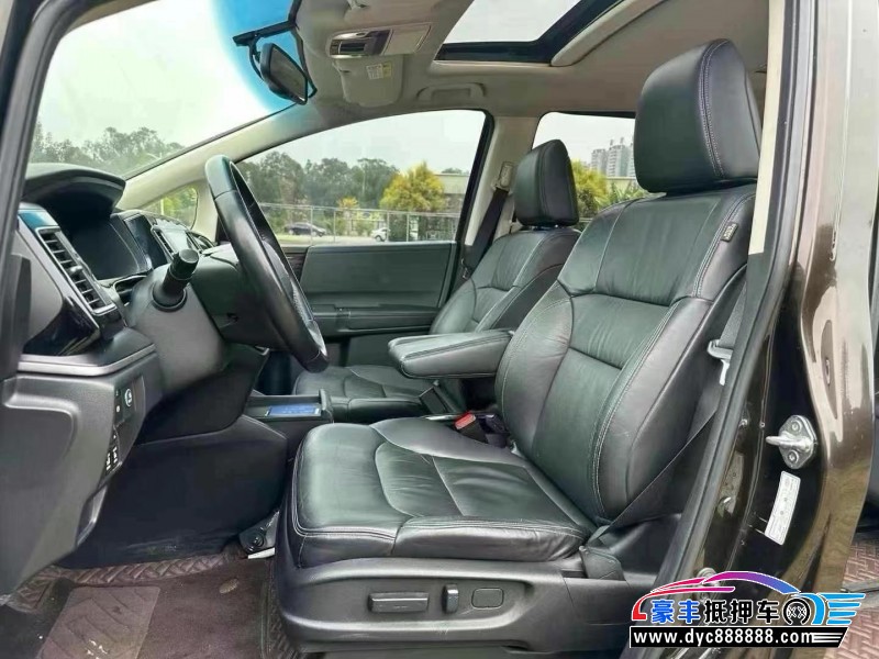 17年本田艾力绅轿车抵押车出售