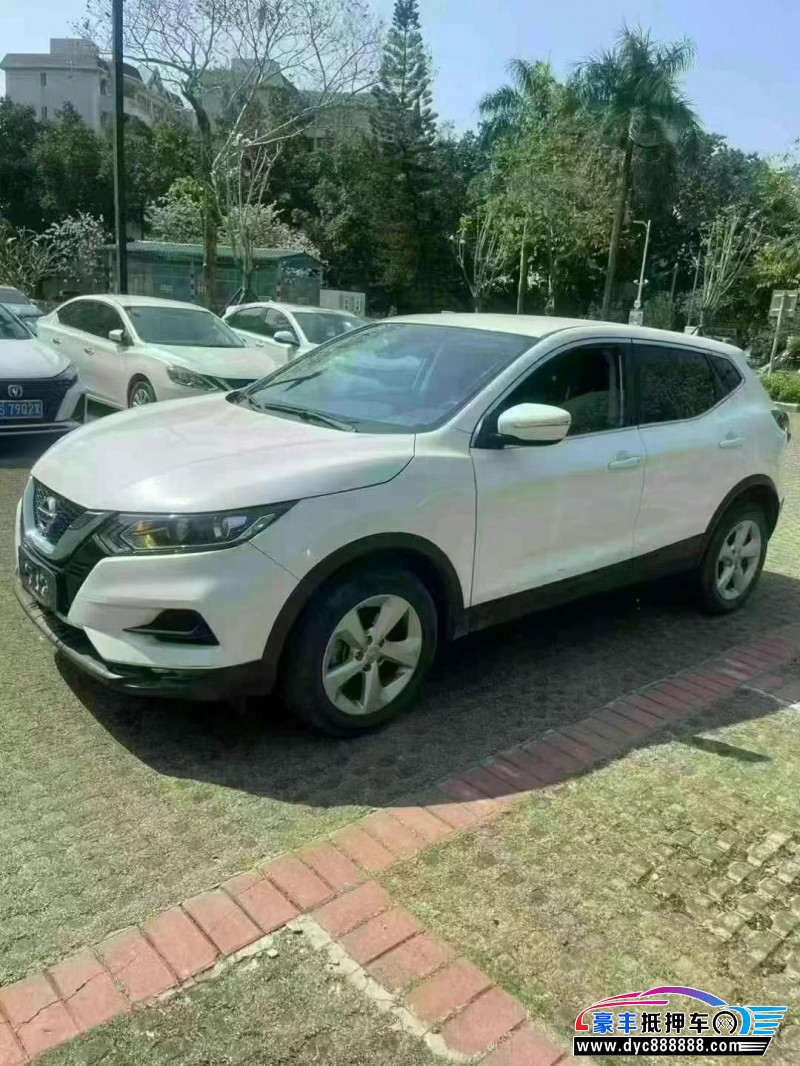 21年日产逍客轿车抵押车出售