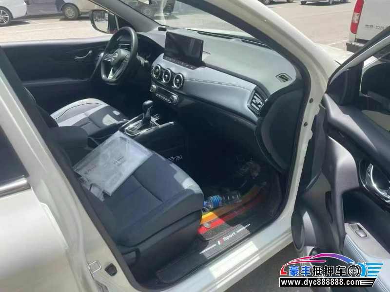 25年日产逍客轿车抵押车出售