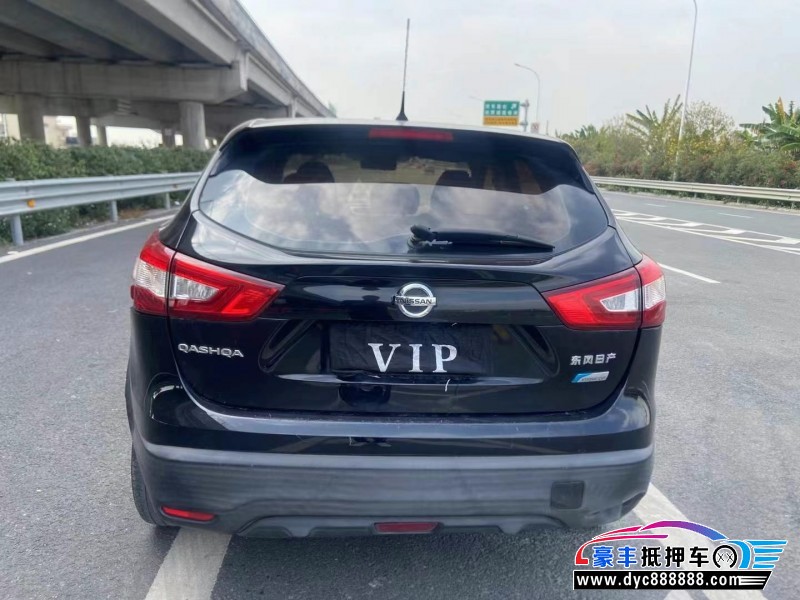 17年日产逍客轿车抵押车出售