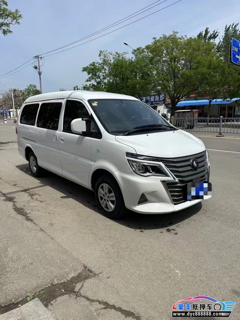 24年东风风行菱智轿车抵押车出售