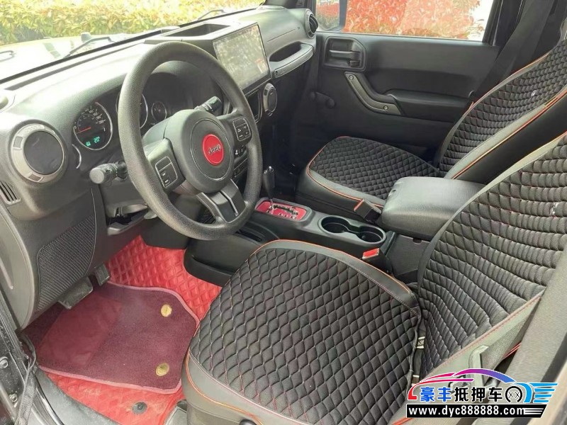 18年Jeep牧马人轿车抵押车出售