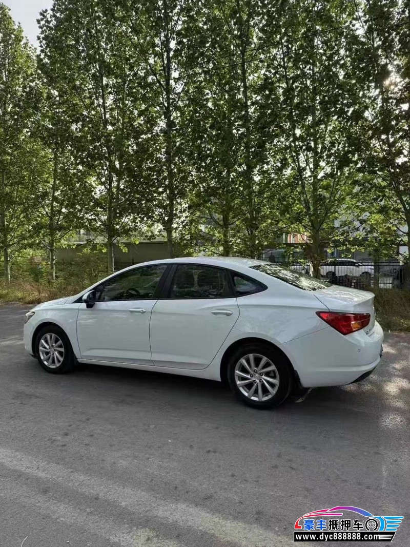 17年别克威朗轿车抵押车出售