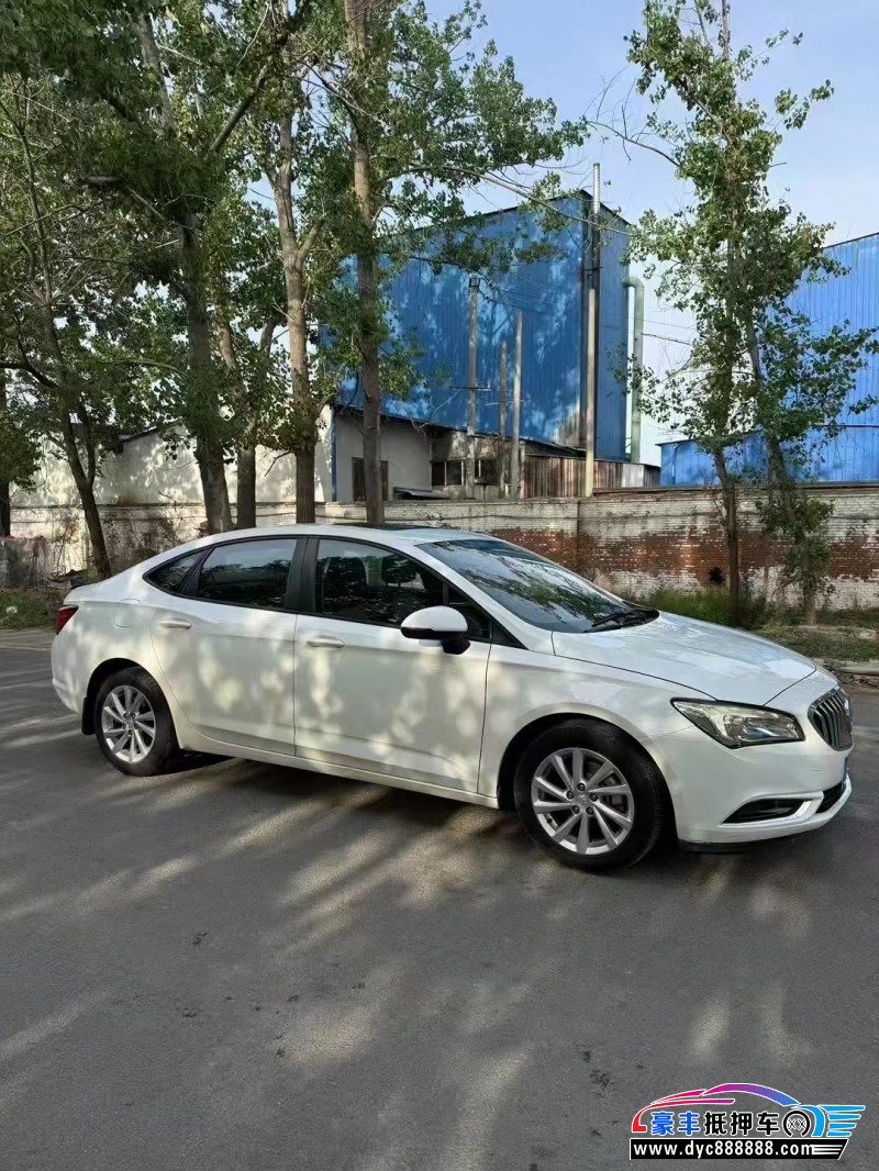 17年别克威朗轿车抵押车出售