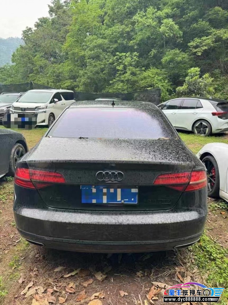 15年奥迪A8轿车抵押车出售
