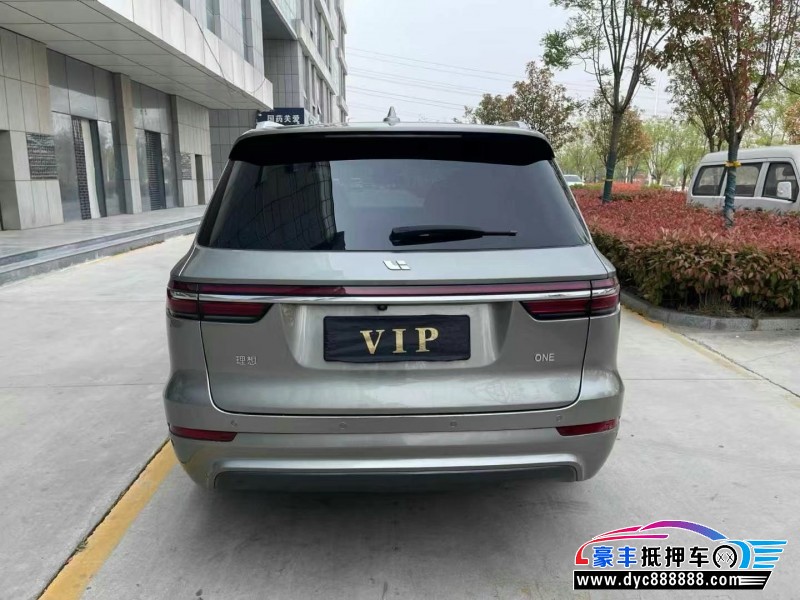 21年理想ONE轿车抵押车出售