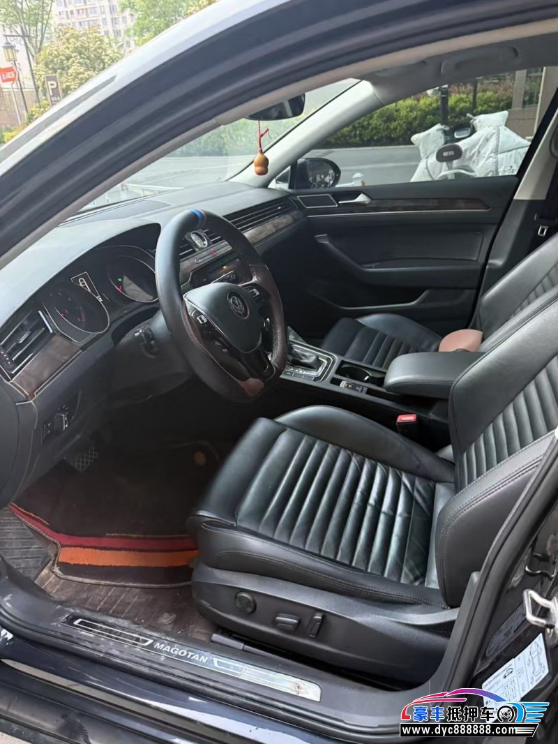 20年大众迈腾轿车抵押车出售