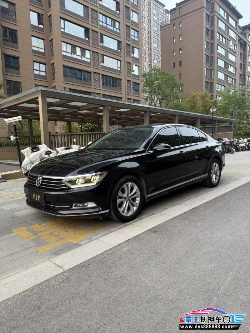 20年大众迈腾轿车抵押车出售