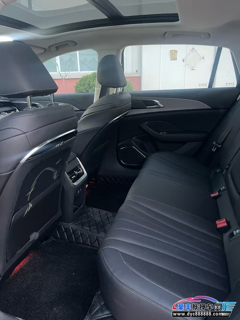 24年红旗H5轿车抵押车出售