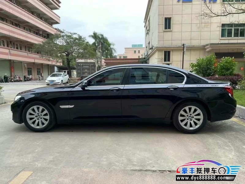 14年宝马7系轿车抵押车出售