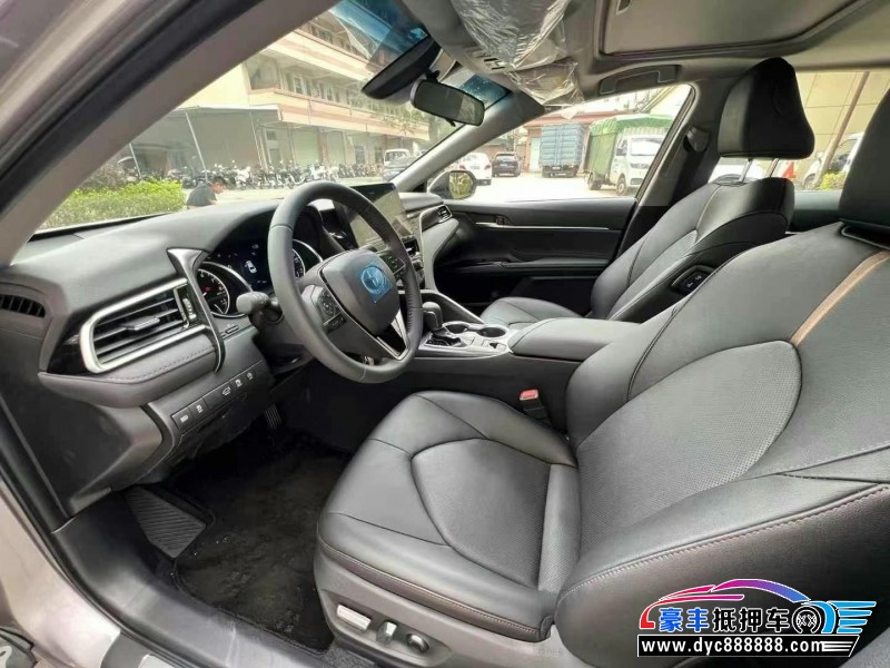 23年丰田凯美瑞轿车抵押车出售