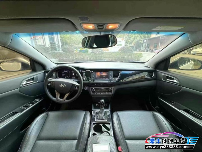 16年现代名图轿车抵押车出售