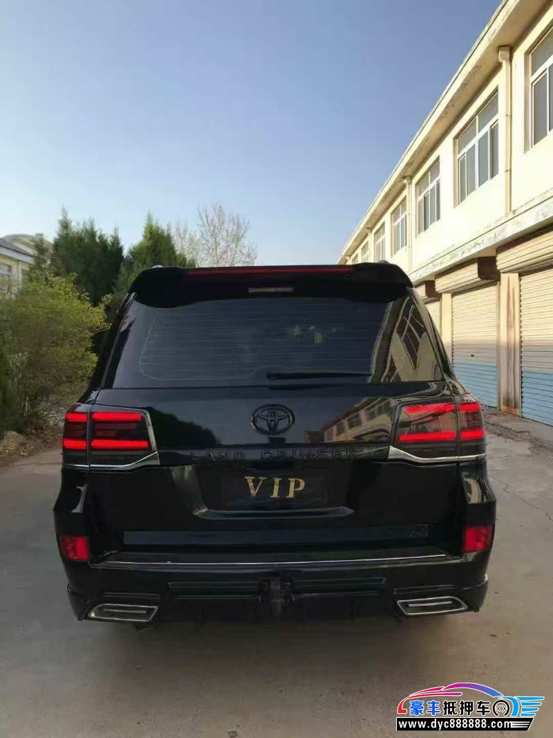 15年丰田兰德酷路泽（陆巡）轿车抵押车出售