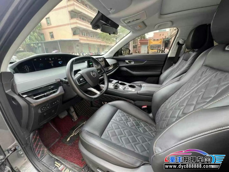 22年长安长安UNI轿车抵押车出售