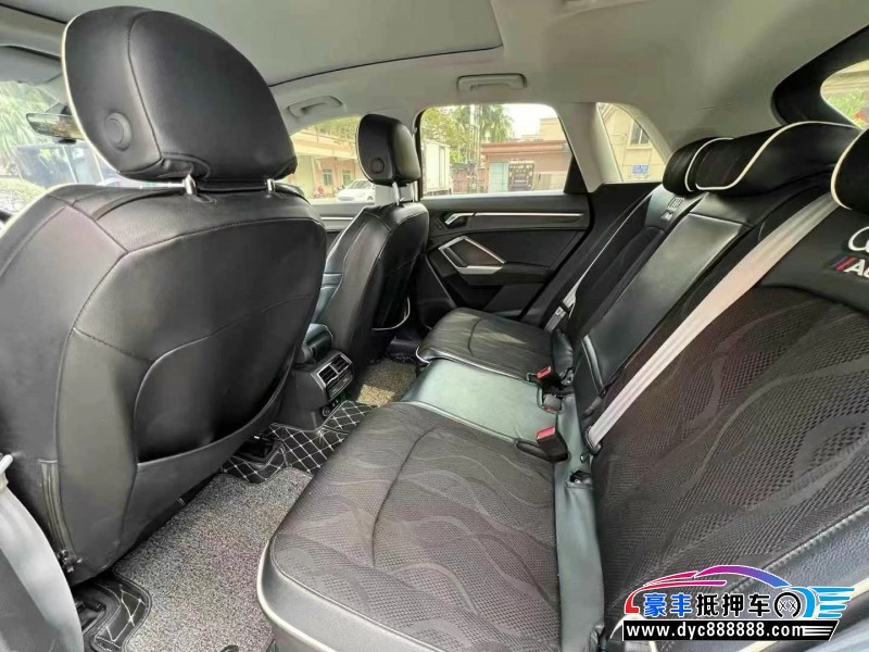 21年奥迪Q3轿车抵押车出售