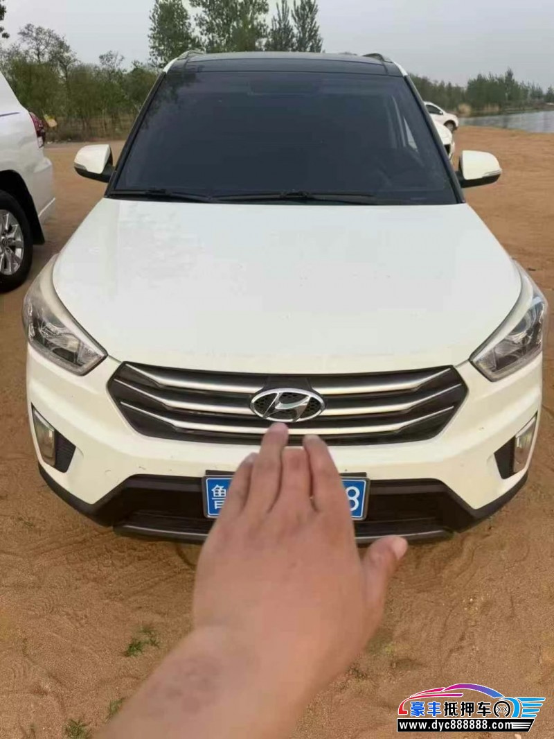 16年现代ix25轿车抵押车出售