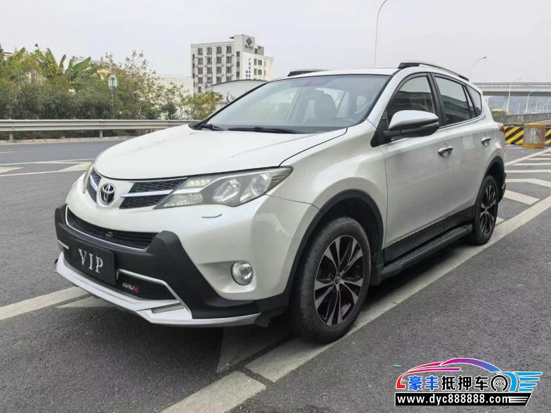 15年丰田RAV4轿车抵押车出售