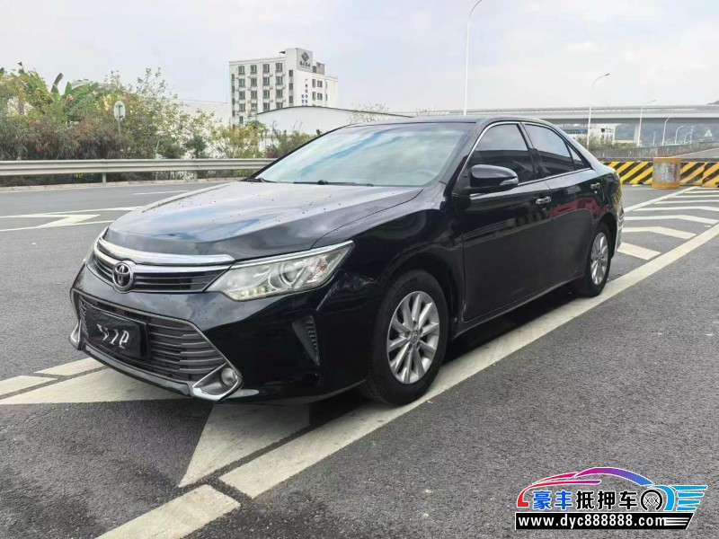 15年丰田凯美瑞轿车抵押车出售