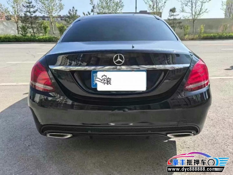 18年奔驰C轿车抵押车出售