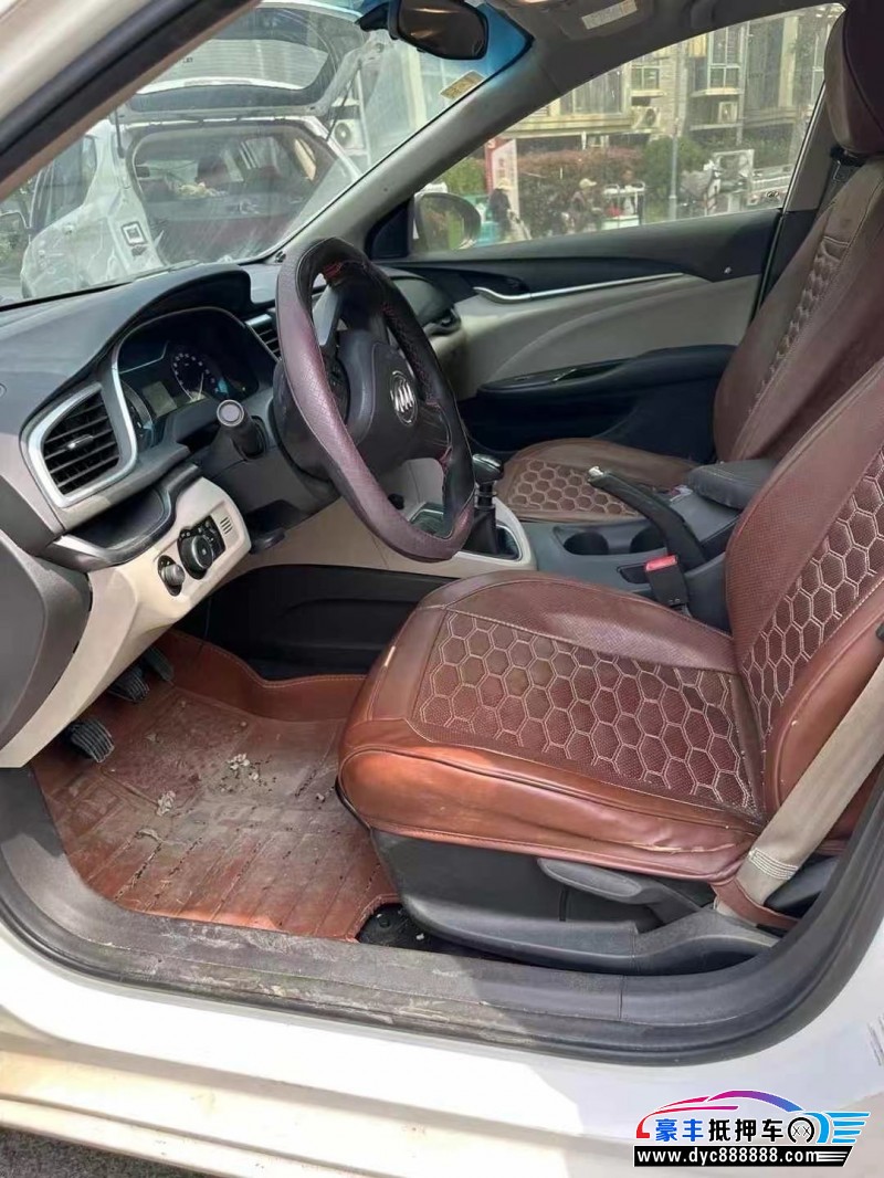 17年别克英朗轿车抵押车出售