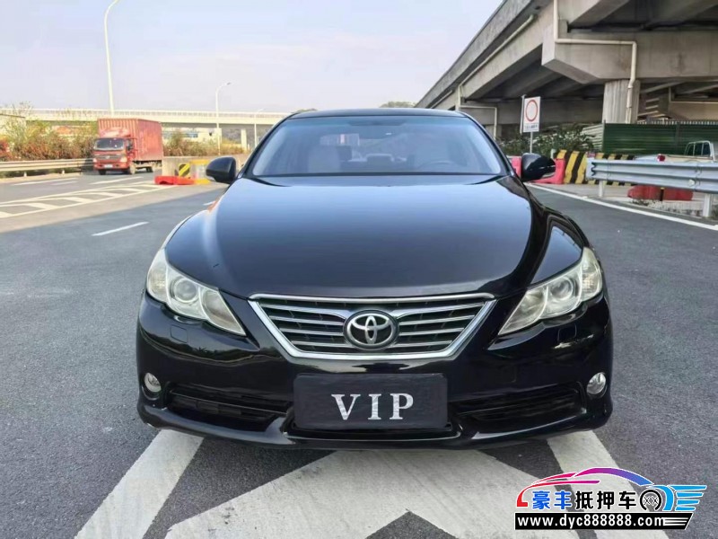 11年丰田锐志轿车抵押车出售