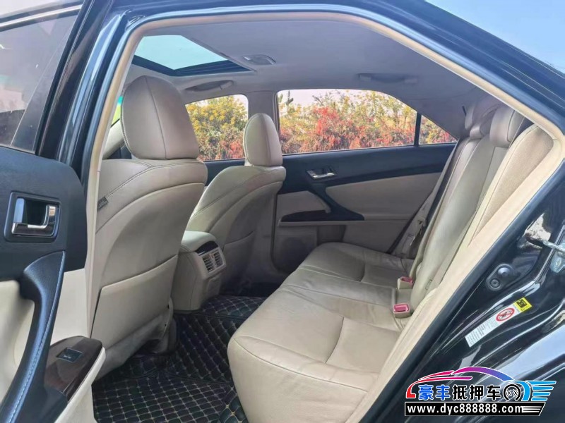 11年丰田锐志轿车抵押车出售