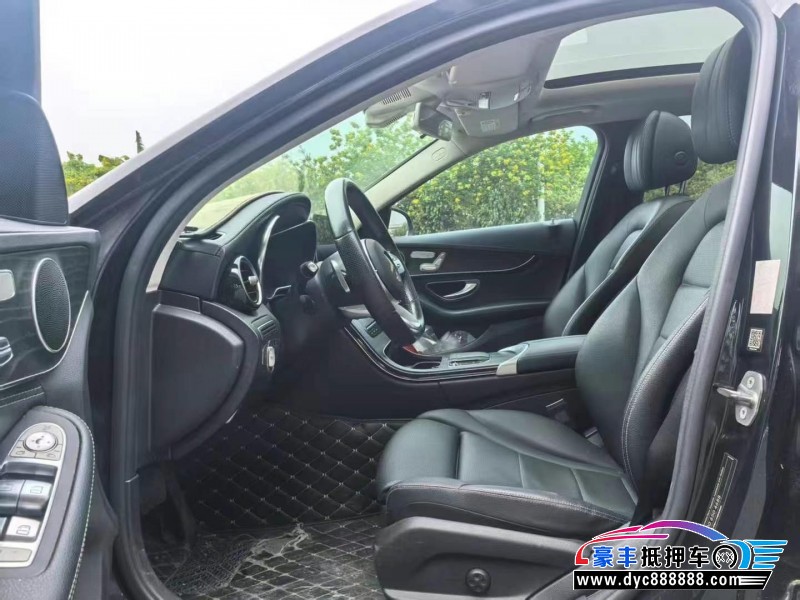 20年奔驰C轿车抵押车出售