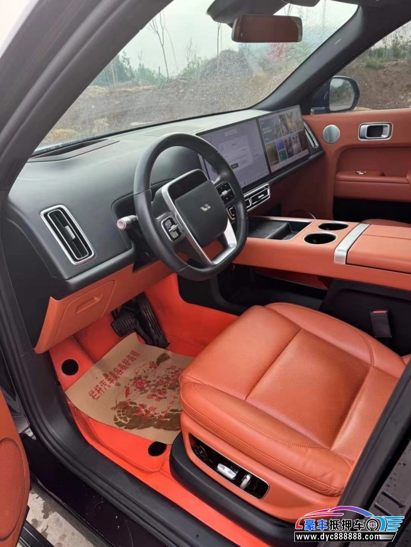 23年理想L8轿车抵押车出售