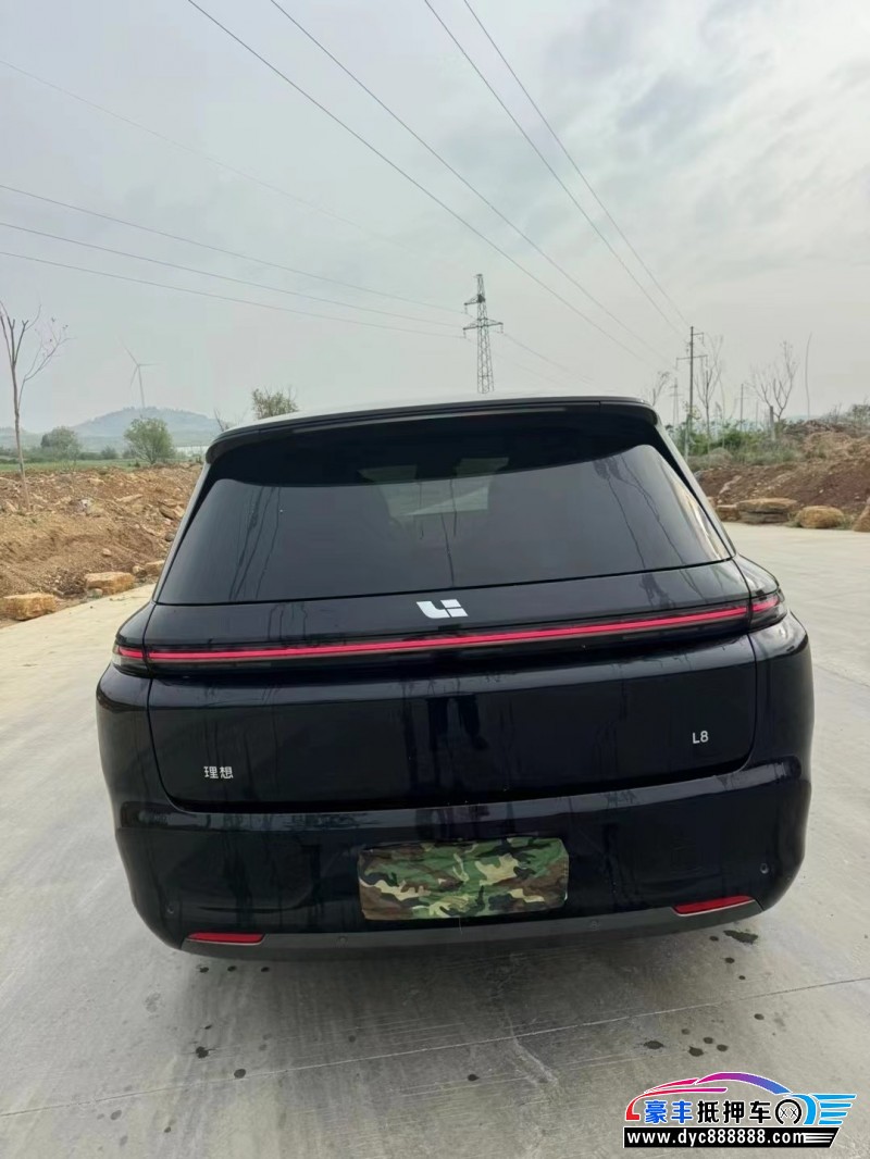 23年理想L8轿车抵押车出售