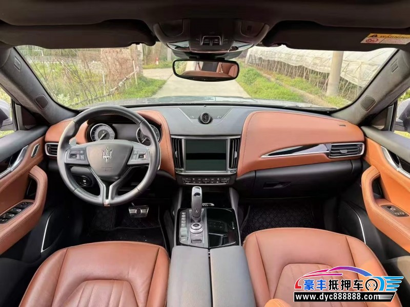 23年玛莎拉蒂莱万特轿车抵押车出售