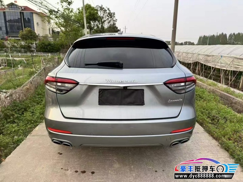 23年玛莎拉蒂莱万特轿车抵押车出售