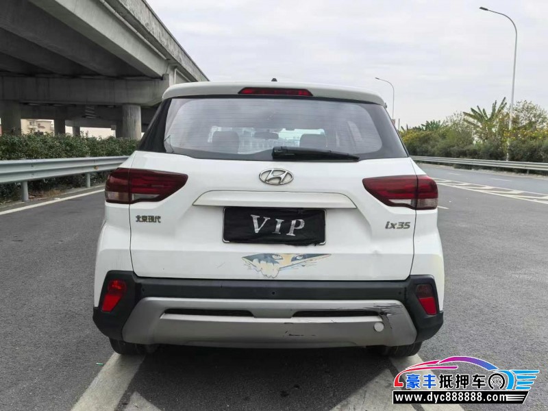 18年现代ix35轿车抵押车出售