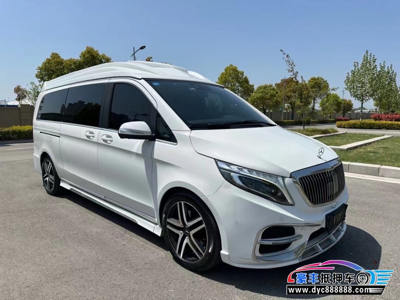 17年奔驰V轿车抵押车出售