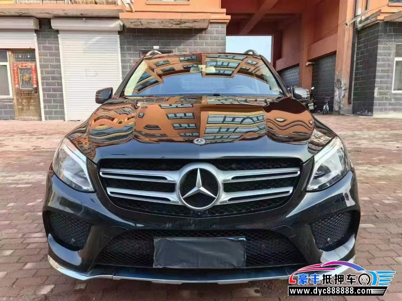 18年奔驰GLE轿车抵押车出售