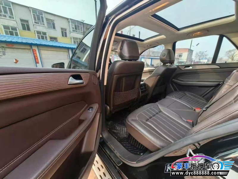 18年奔驰GLE轿车抵押车出售