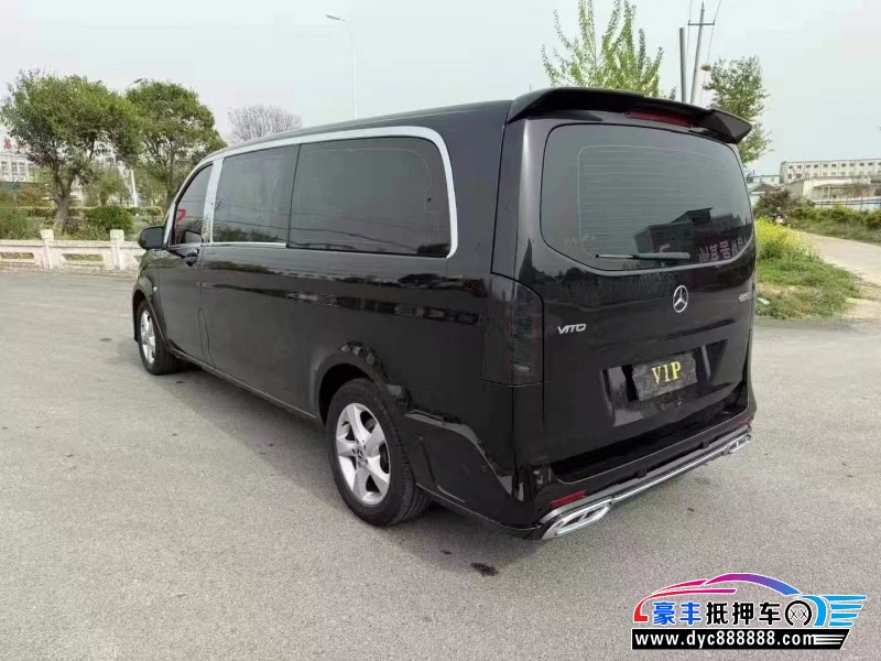 19年奔驰威霆轿车抵押车出售