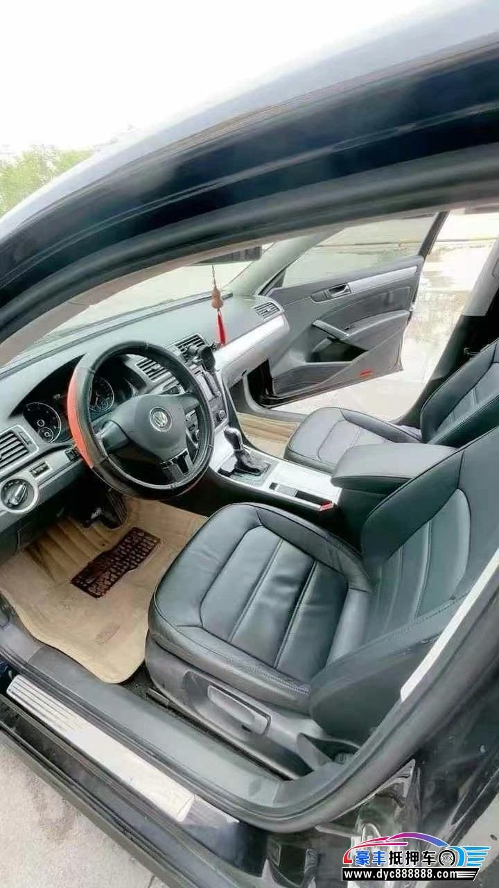 14年大众帕萨特轿车抵押车出售