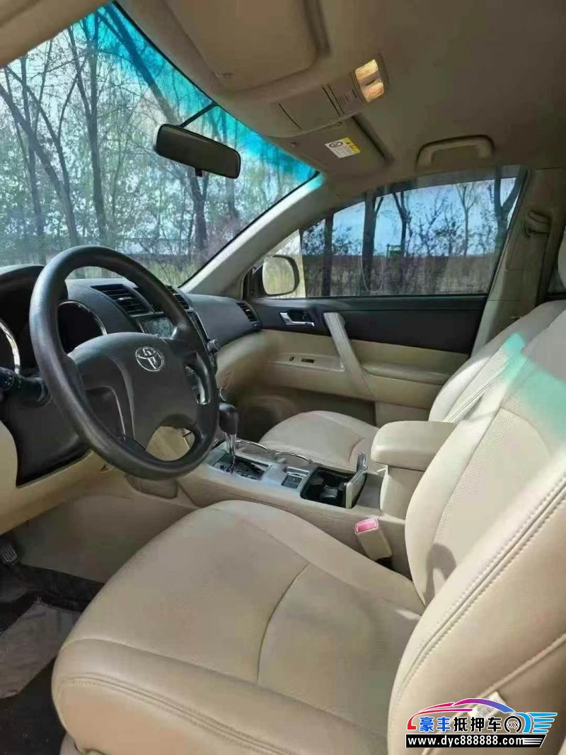 15年丰田汉兰达轿车抵押车出售