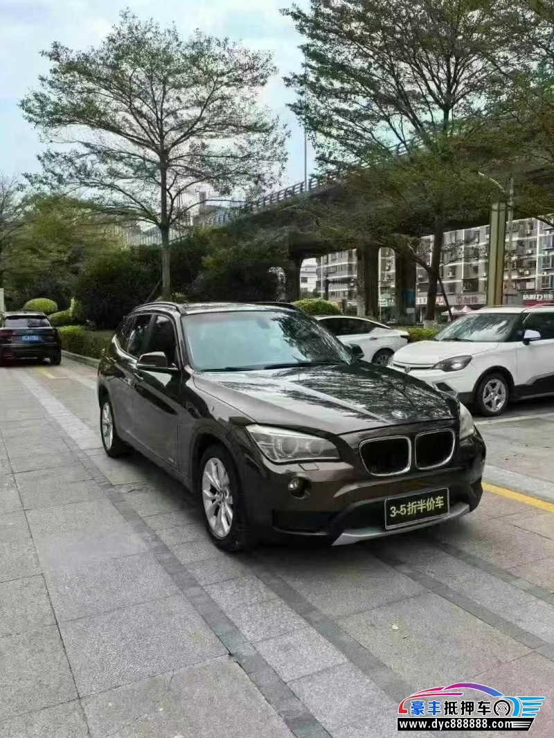 13年宝马X1轿车抵押车出售