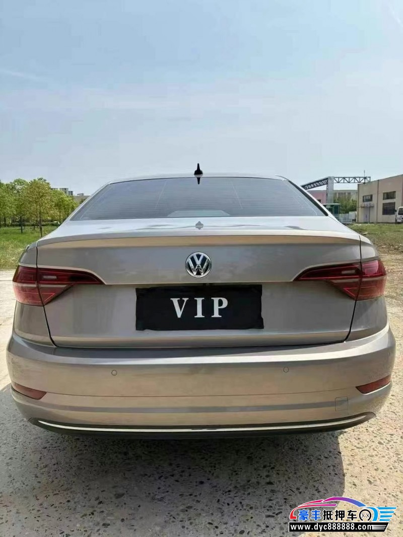 21年大众速腾轿车抵押车出售